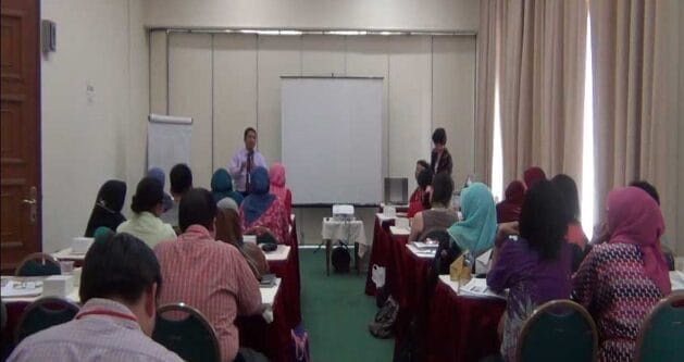 Pencipta Terapi Calistung Thermanto DSS - Seminar Jakarta 22 juni 2013