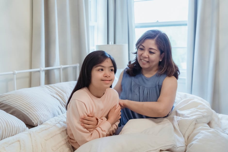 Anak-anak dengan gangguan spektrum autisme (ASD) menunjukkan berbagai karakteristik yang mempengaruhi perkembangan sosial, komunikatif, dan perilaku mereka