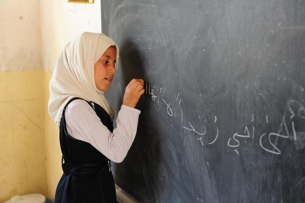 girl, child, student, bebel, iraq, school, education, blackboard, writing, learning, gray school, gray education, gray learning, gray writing, gray blackboard, iraq, iraq, iraq, iraq, iraq, blackboard